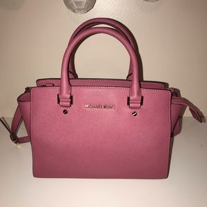 Michael Kors Selma Medium